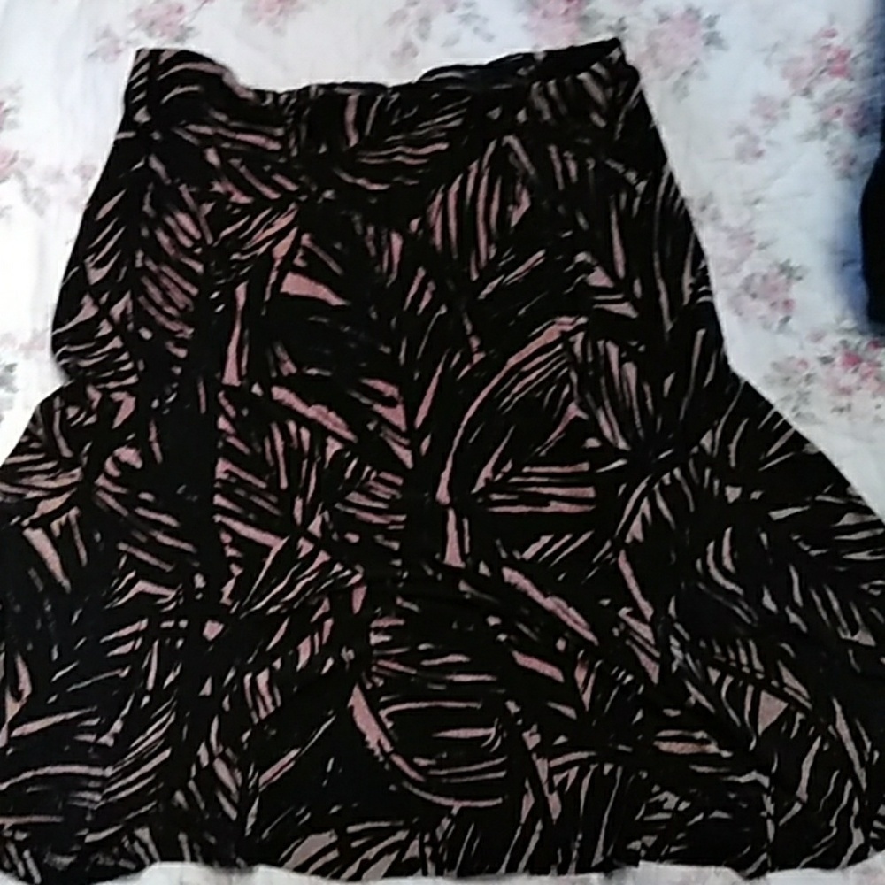 American Living Brown and black abstract skirt - Picture 4 of 6
